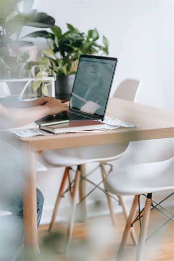 天涯论坛麻辣社区,那可是互联网江湖的大本营啊!这里面的帖子,简直比火锅里的辣椒还要火爆,辣得你眼睛都睁不开,但还是忍不住想一探究竟。 第1张 天涯论坛麻辣社区,那可是互联网江湖的大本营啊!这里面的帖子,简直比火锅里的辣椒还要火爆,辣得你眼睛都睁不开,但还是忍不住想一探究竟。 第1张